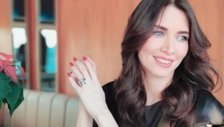 Nefise Karatay’dan yürek yakan itiraf: “O an çocukluğunuzu kaybediyorsunuz…”