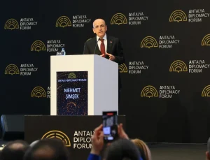 Mehmet Şimşek: Enflasyon düşüyor, düşecek