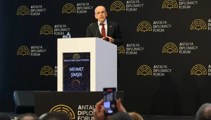 Mehmet Şimşek: Enflasyon düşüyor, düşecek