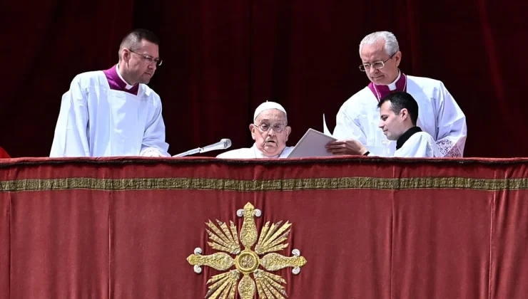 Papa Francis hayatını kaybetti