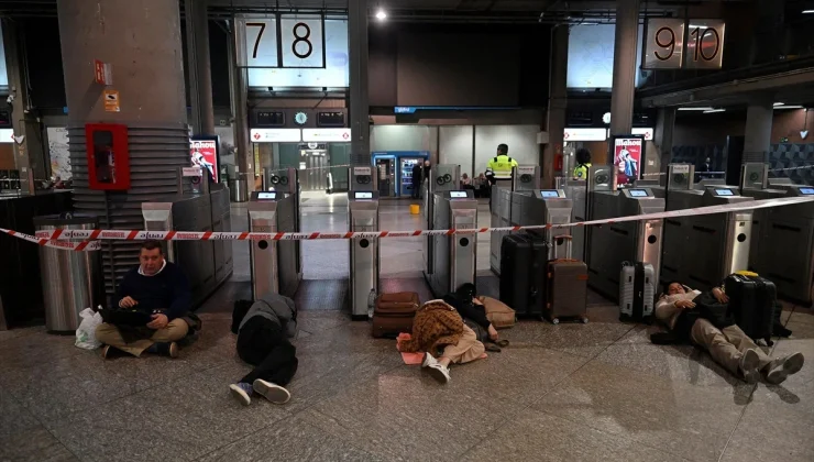 İspanya ve Portekiz’de elektrikler büyük ölçüde geri geldi