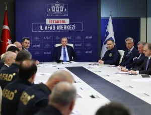 Cumhurbaşkanı Erdoğan, AFAD’daki kriz merkezinde depreme ilişkin bilgi aldı