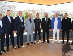 İbrahim Hacıosmanoğlu’ndan Hasan Çavuşoğlu’na taziye ziyareti