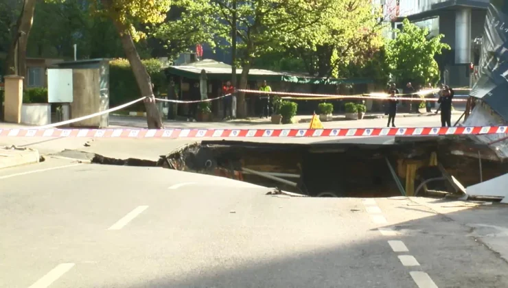 İstanbul Sarıyer’de yol çöktü