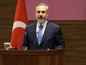 Dışişleri Bakanı Hakan Fidan, Pakistan Dışişleri Bakanı ile görüştü