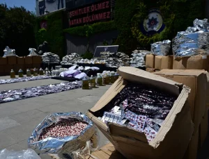 İstanbul’da 1 ton uyuşturucu madde ile 8 milyon adet hap ele geçirildi