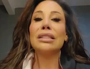 Şarkıcı Linet, protesto edilmesinin ardından ağlayarak yardım istedi