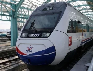 Abdulkadir Uraloğlu: Kurban Bayramı için trenlerin yolcu kapasitesi artırılacak