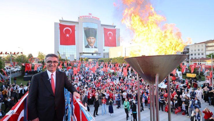 Özgürlük meşalesi yakıldı, 19 Mayıs çoşkuyla kutlandı