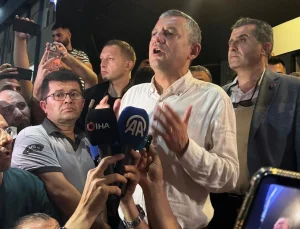 Manisa Büyükşehir Belediye Başkanı Ferdi Zeyrek’i elektrik çarptı