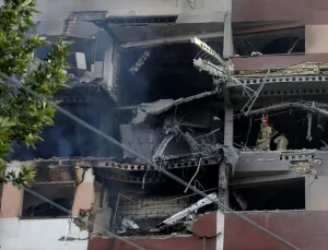 İsrail’den İran’a saldırı: Komutanlar ve bilim insanları öldürüldü