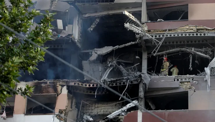 İsrail’den İran’a saldırı: Komutanlar ve bilim insanları öldürüldü