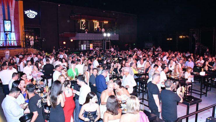 Capıton’dan Kuzey Kıbrıs’ta Dillere Destan “Yaza Merhaba” Gecesi