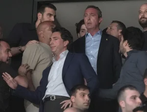 Beşiktaş Fibabanka – Fenerbahçe Beko maçında olay çıktı