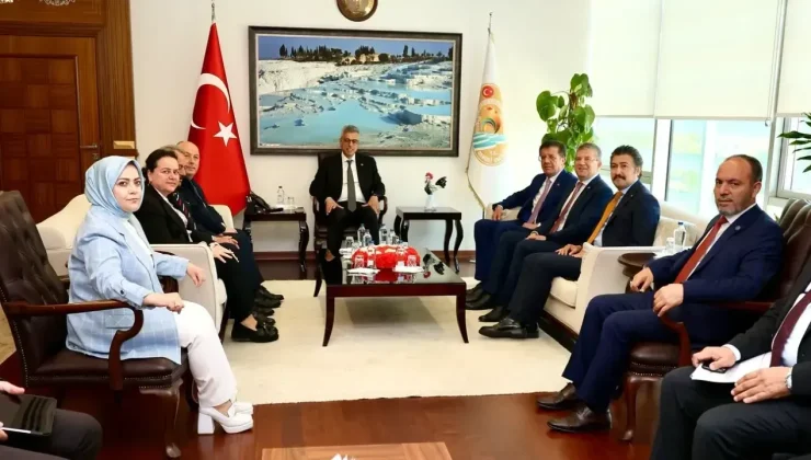 Sağlık Bakanı Prof. Dr. Kemal Memişoğlu Denizli’yi Ziyaret Etti