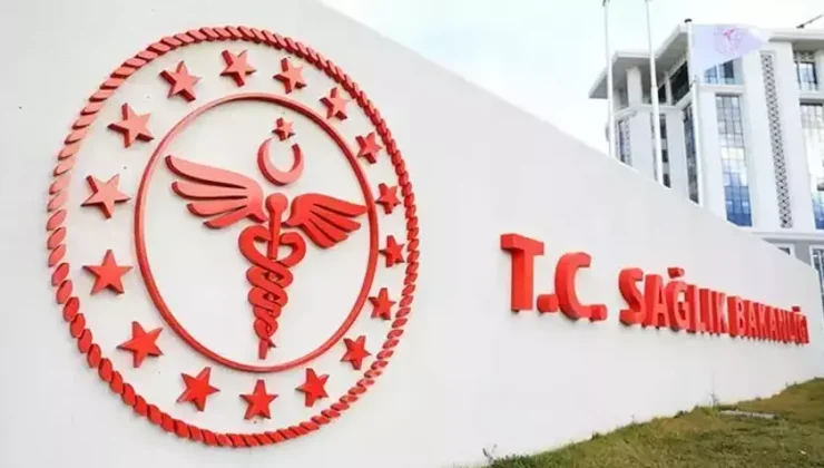 Sağlık Bakanlığından yangın açıklaması: Hiçbir hasta olumsuz etkilenmemiştir