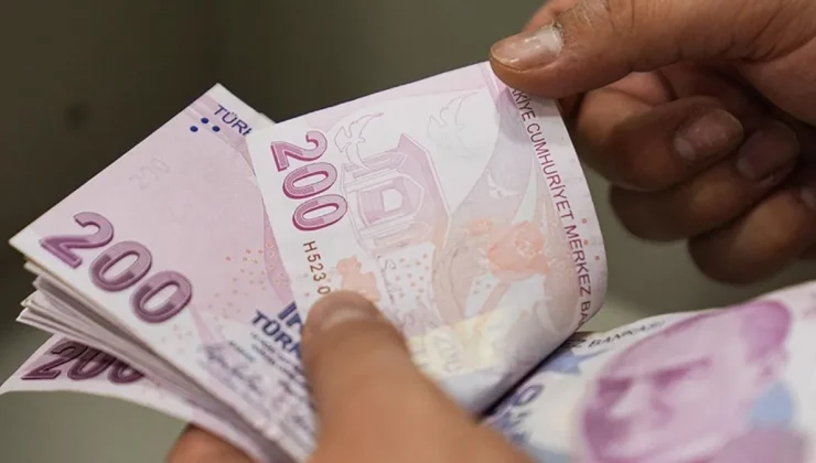 En düşük emekli maaşına zam teklifi komisyondan geçti