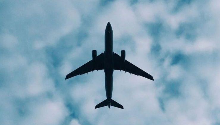 Rusya’da 50 kişiyi taşıyan uçak kayboldu: Hava trafiği askıya alındı