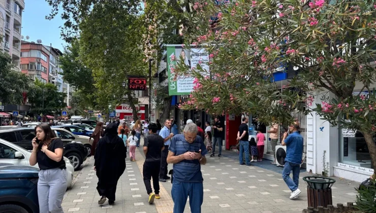 İstanbul’da hissedilen deprem