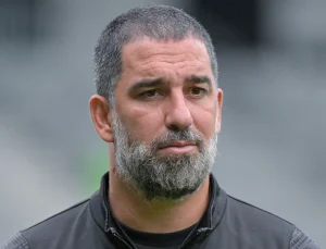 Arda Turan ilk sınavında yerinde duramadı: Shakhtar gol oldu yağdı