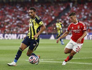 Fenerbahçenin Bir Sağ Bek Orta Saha Alması Lazım. Hoca Bir Kaç Futbolcu İstedi.