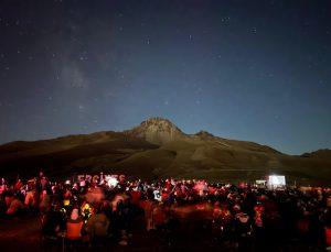 Yurt genelinde meteor yağmurundan büyüleyici kareler