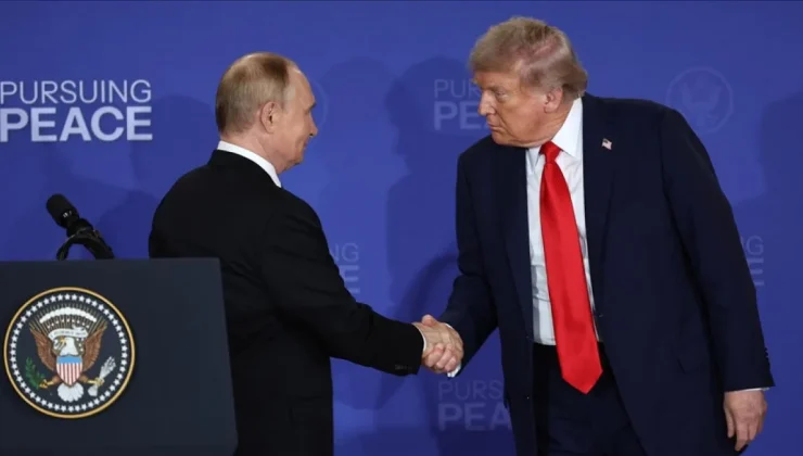 ABD basını: Trump, 22 Ağustos’a kadar üçlü zirve istiyor
