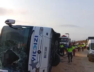 Kuzey Marmara Otoyolu’nda yolcu otobüsü devrildi: 3 ölü, 20 yaralı