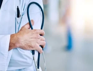 Sağlık Bakanlığı’ndan yeni uygulama: 15 milyon vatandaşa kanser taraması SMS’i