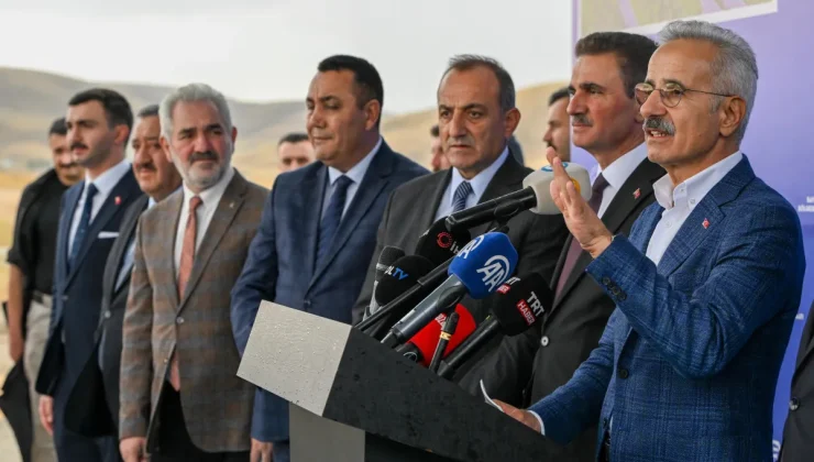 Abdulkadir Uraloğlu Gümüşhane’de: Hedefimiz 2026 yılı içerisinde havalimanını bitirmek