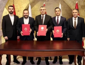 Mersin’de Hayırseverlerden Sağlık Yatırımı: Dört Yeni Acil Sağlık İstasyonu İçin Protokoller İmzalandı