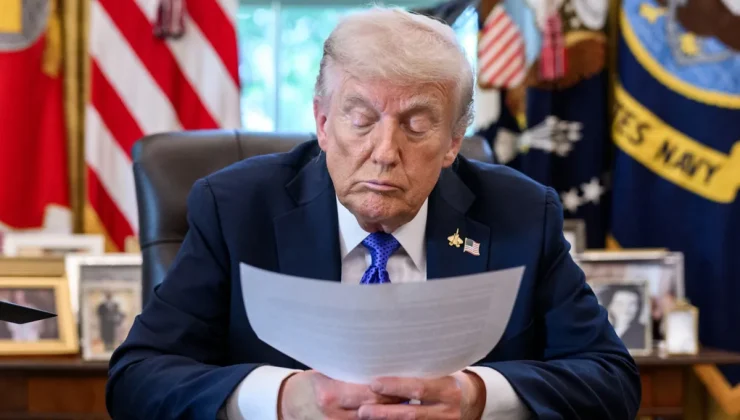 Donald Trump: İsrail, Gazze’ye yönelik bombardımanı derhal durdurmalı