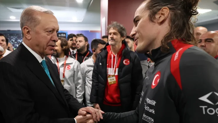 Cumhurbaşkanı Erdoğan’dan A Milli Futbol Takımı’na tebrik
