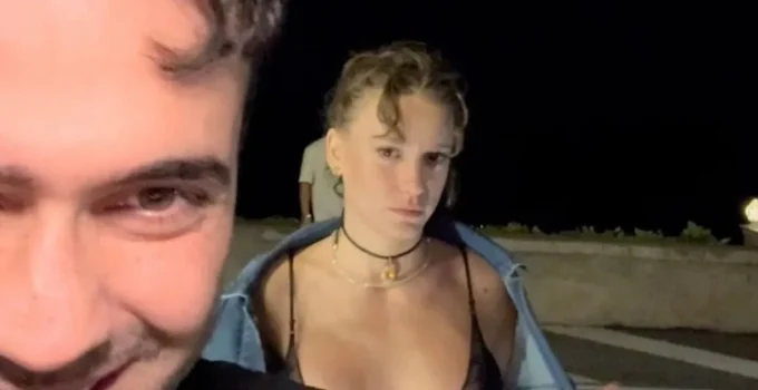 Serenay Sarıkaya, sevgilisi Mert Demir’i yalnız bırakmadı