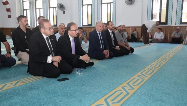 Egemen Bağış, Babası Abdullah Bağış İçin Siirt’te Mevlit Okuttu