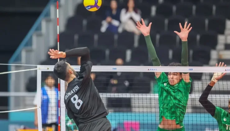 A Milli Erkek Voleybol Takımı, finale çıktı
