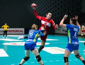 A Milli Kadın Hentbol Takımı, Slovenya’yı yendi
