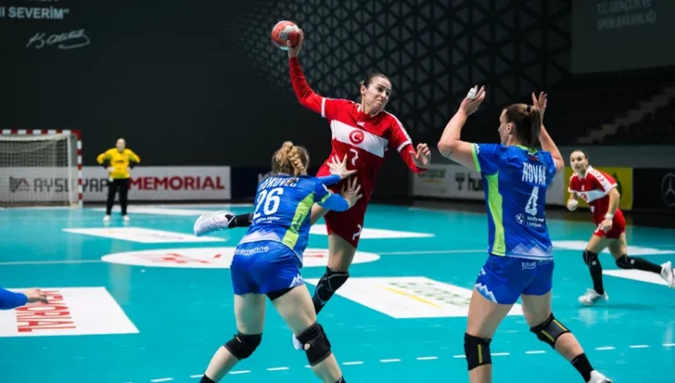 A Milli Kadın Hentbol Takımı, Slovenya’yı yendi
