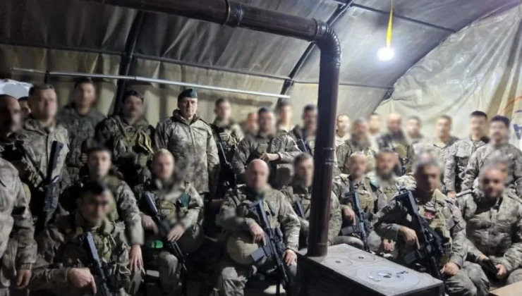 Özel Harekat Başkanı Hayal’den Suriye’deki üs bölgelerine ziyaret