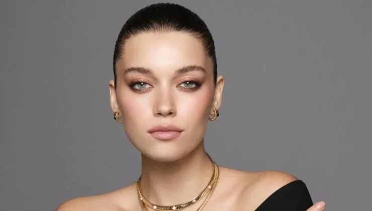 Afra Saraçoğlu’ndan 2025’e veda paylaşımı