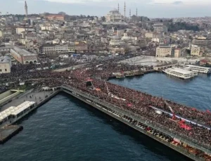 Galata Köprüsü’nde 1 Ocak’ta Filistin’e destek için binlerce kişi bir araya gelecek