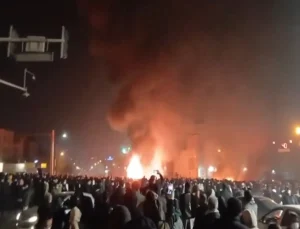 İran’daki protestolarda can kaybı 538’e yükseldi: Ceset torbalarında yakınlarını aradılar