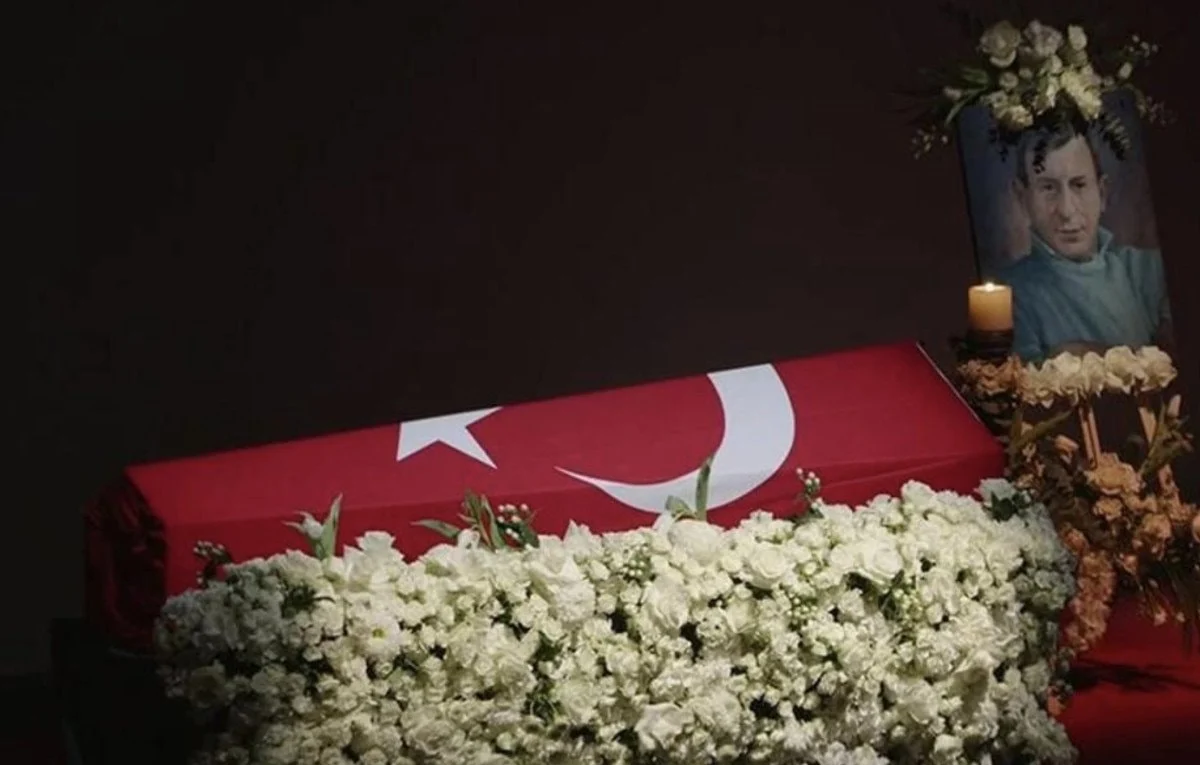 Haldun Dormen’e veda: Dakikalarca ayakta alkışlandı