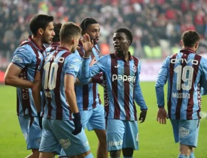 Trabzonspor 3 puanı 3 golle aldı