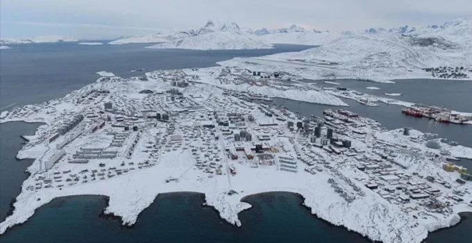 Trump’tan Grönland hamlesi: Hastane gemisi gönderecek