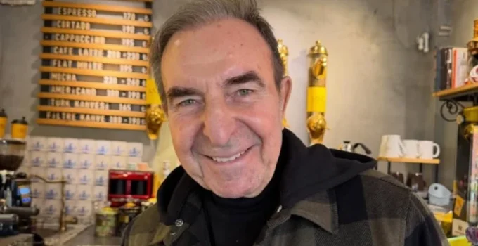 Arka Sokaklar’ın Rıza Baba’sı Zafer Ergin hastaneye kaldırıldı