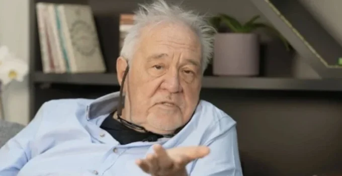 İlber Ortaylı, Fatih Camii Haziresi’nde toprağa verilecek